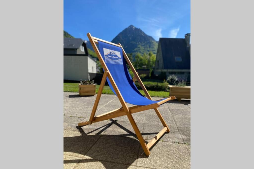 T2 Ensoleille. Terrasse Et Vaste Jardin Commun Cauterets Exterior foto